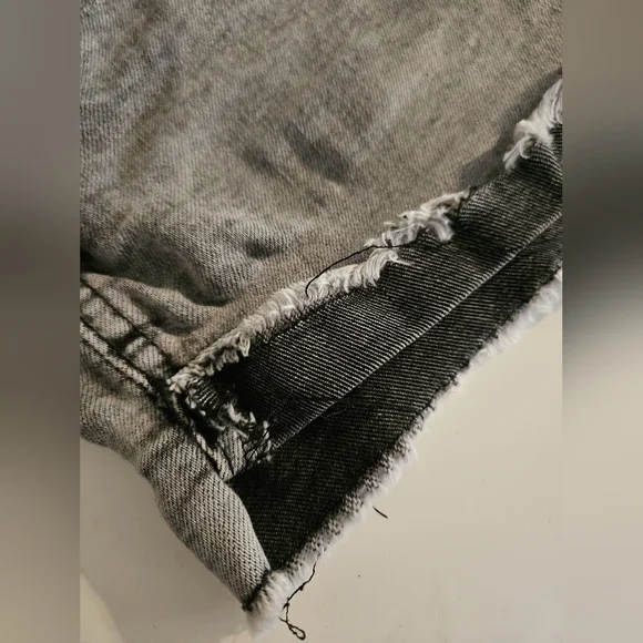 Vanilla Star Jean shorts Size 13 - Picture 4 of 5